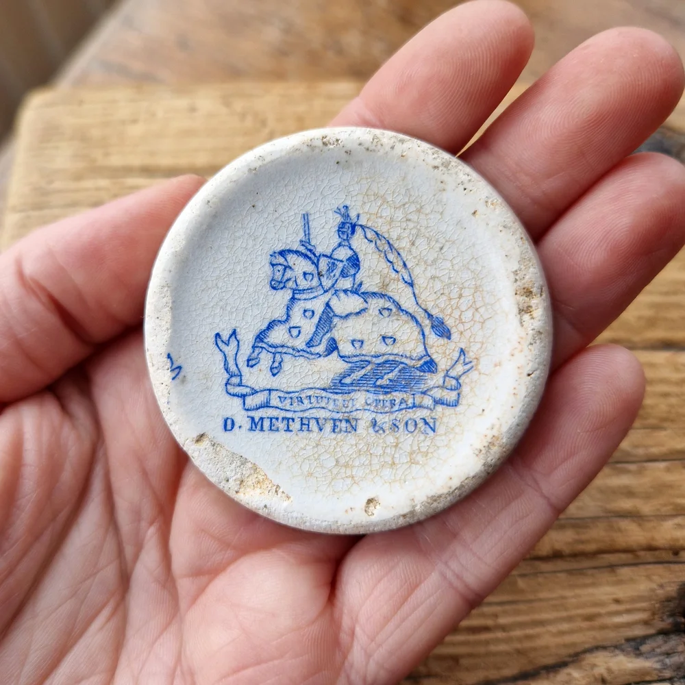 Beachcombing find: 07 Commemorative Pot Base International Exhibition Edinburgh 1886