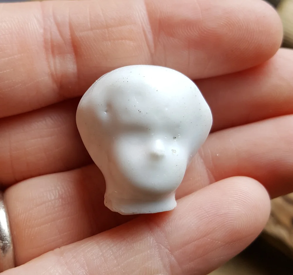 Beachcombing find: 7020 1