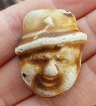 Beachcombing find: 16387047 1460643793955029 7910794221536913775 n