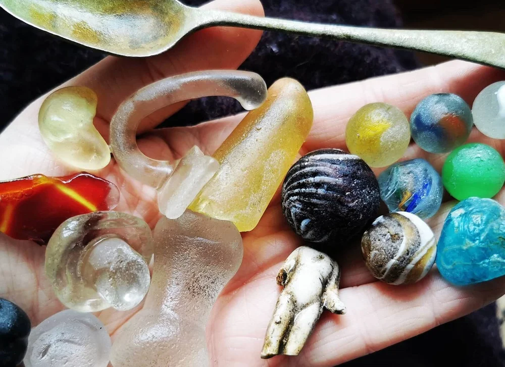 Beachcombing find: handful