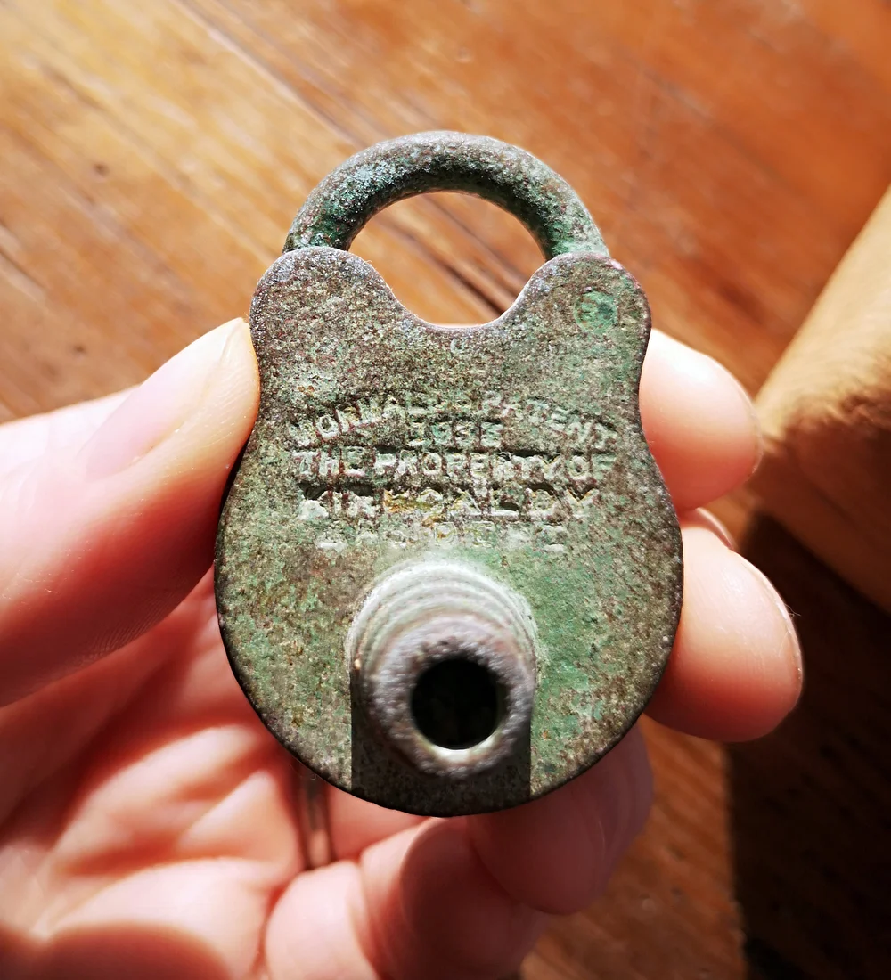 Beachcombing find: 9335 1