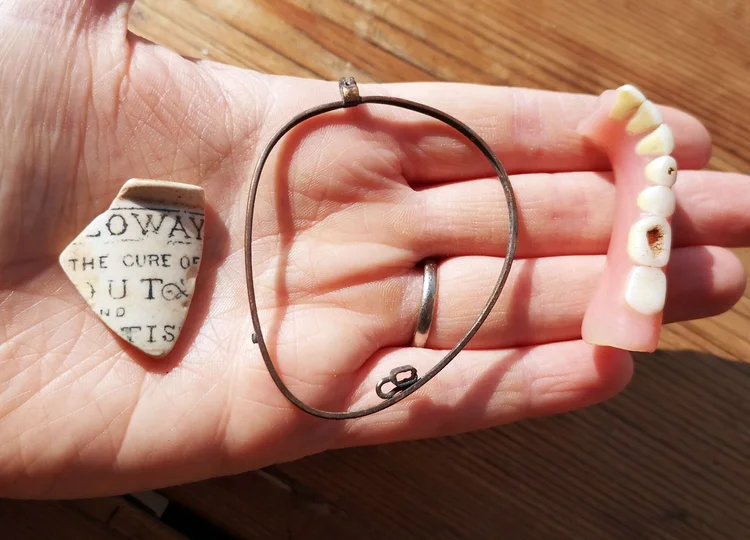 Beachcombing find: 40213643 10155569643622212 7187615851321753600 n