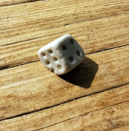 Beachcombing find: 10099 2